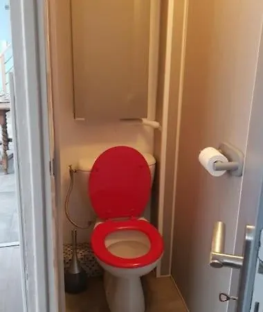 Vakantiehuis Maison Bateau Lion-sur-Mer