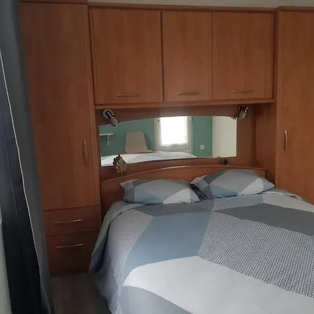 Maison Bateau *